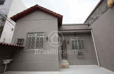 Vendo excelente casa de 3 quartos perto do shopping iguatemi