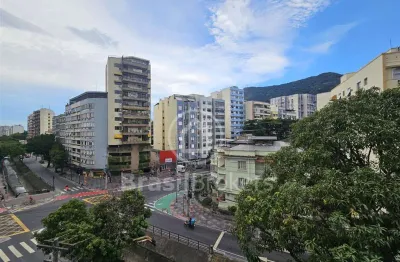 Excelente oportunidade - imóvel com planta de 147m² - na região nobre da tijuca - ao lado do metrô!