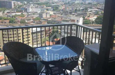 Apartamento de 2 quartos com 90 m², varanda e vaga de garagem com vista da baia de guanabara