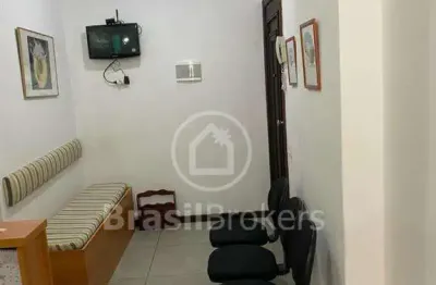 Sala comercial no shopping 45, na tijuca - rio de janeiro