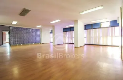Casa à venda na Rua Visconde de Inhaúma, Centro, Rio de Janeiro