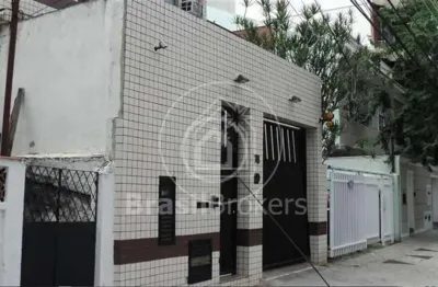 Casa à venda com 335,00m² e 4 quartos em vila isabel, rio de janeiro - rj