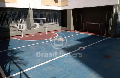 Apto. de dois quartos em vila isabel com suíte, vaga de garagem e infra total.