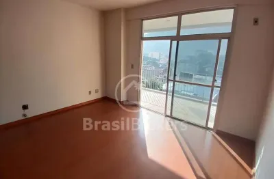 Apartamento à venda em vila isabel com 90 m², 1 vaga, varanda e 2 quartos sendo 1 suíte.