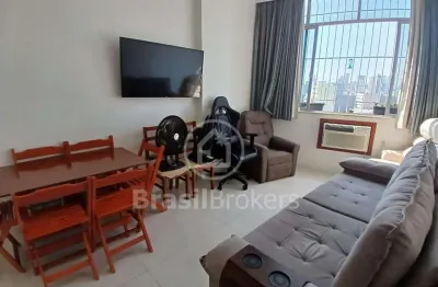 Apartamento mobiliado a venda no centro do rio com 1 vaga na escritura, 1 quarto e dependência completa