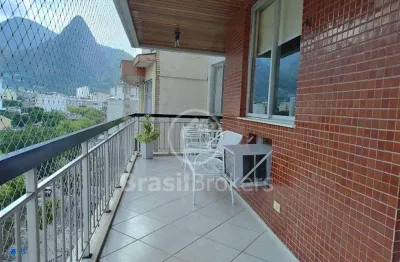More em um apartamento amplo e confortável no grajaú