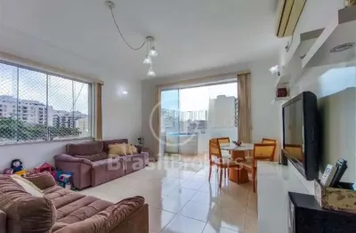 Cobertura com 98 m², 2 quartos, piscina e churrasqueira