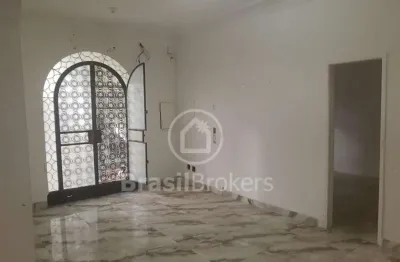Casa com 9 quartos à venda na Rua Caruaru, Grajaú, Rio de Janeiro