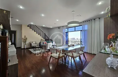 Bela cobertura duplex no coração da tijuca com vista panorâmica 4 quartos e 3 vagas