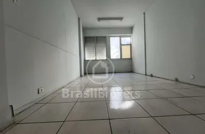 Imóvél perfeito para o seu negócio prosperar no centro do rio.