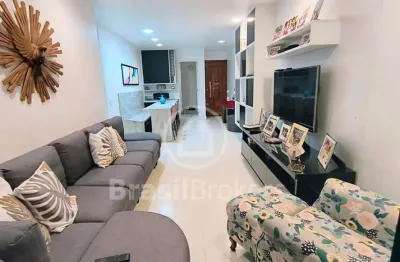 Apartamento de 2 quartos (1 suítes) com 87 m² em um condomínio com infra a 2 minutos do metrô.