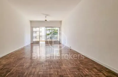 Apartamento 2 quartos com varanda pertinho da saenz pena