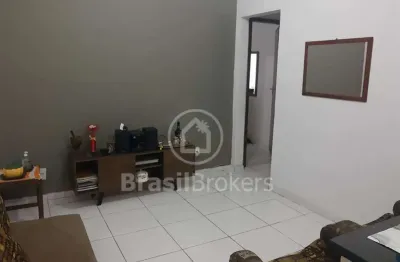 Excelente apartamento sala quartos ótima localização próximo aos arcos da lapa