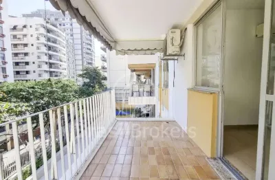Tijuca - 2 quartos - varanda -  perto da saens pena