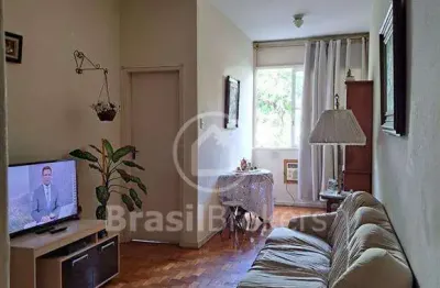 Apartamento de 2 quartos com 63m² com suíte e vaga no condomínio!!!