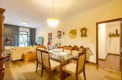 Apartamento de 3 quartos (1 suíte) com 124 m², vagas 2, varanda a 7 minutos do metro e praça saens pena