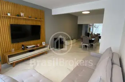 Apartamento de 3 quartos com 130 m² todo reformado a 10 minutos do shopping tijuca