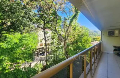 Varandão com vista pro verde, 3 quartos e infra completa na tijuca! pronto pra morar!