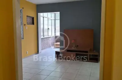 Apartamento tipo casa todo reformado 3 quartos 85 m² - maracanã / tijuca
