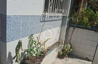 Casa de vila 83 m²  2 quartos sendo 1 suite,  quintal com churrasqueira!