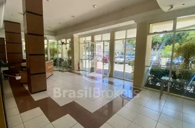 Apartamento em condomínio com infraestrutura completa na tijuca