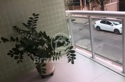 Apartamento 3 quartos, suite, varanda, sala, cozinha, area de serviço e dependência completa e vaga na tijuca