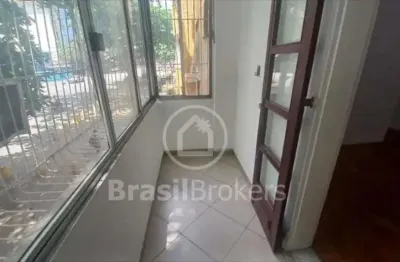 Apartamento com 2 quartos, 68 m² super bem localizado no maracanã.