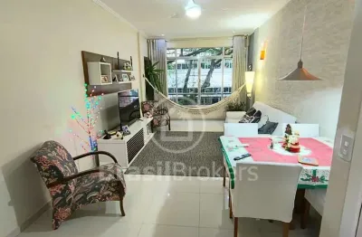 Apartamento de 2 quartos (1 suite) com 80 m², todo reformado a 4 minutos do metrô