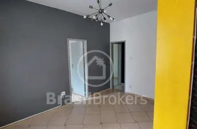 Apartamento de 2 quartos a venda a 6 minutos do Shopping Boulevard Iguatemi.