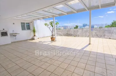 Cobertura Garden de 2 quartos (1 suítes) com 153 m² em um condomínio clube com infra total.