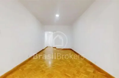 Apartamento à venda com 140,00m² e 3 quartos em copacabana, rio de janeiro - rj