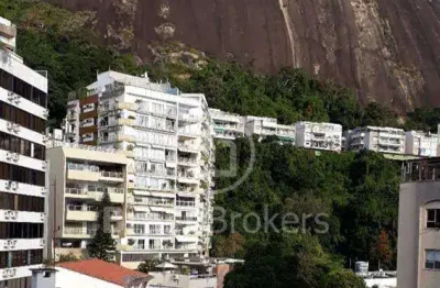 Apartamento com 94 m2, 2 quartos, dependência e vaga na lagoa - rio de janeiro