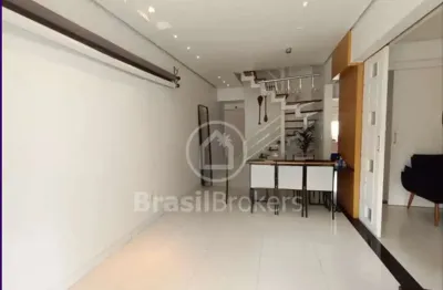 Cobertura triplex à venda com 143,00m² e 3 quartos em humaitá, rio de janeiro - rj