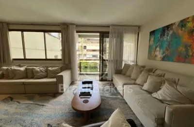 Apartamento à venda com 130,00m² e 3 quartos em leblon, rio de janeiro - rj