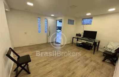 Casa à venda com 68,00m² e 2 quartos em humaitá, rio de janeiro - rj