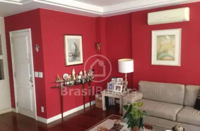 Apartamento à venda com 240,00m² e 4 quartos em copacabana, rio de janeiro - rj