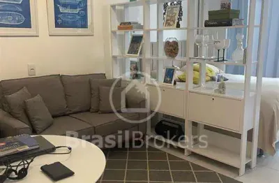 Apartamento à venda com 30,00m² e 1 quarto no leblon, rio de janeiro - rj