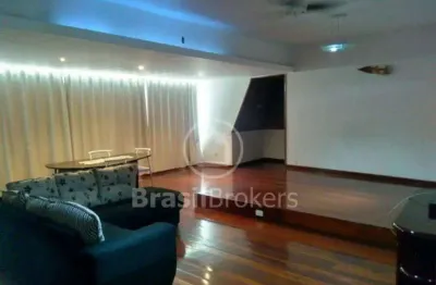 Cobertura triplex à venda com 364,00m² e 5 quartos em copacabana, rio de janeiro - rj