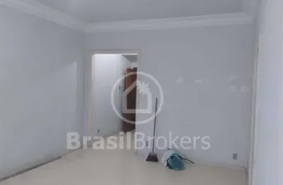 Frontal Supermercado Mundial/ Vista Edmundo Lins, 3 quartos com vaga escriturada/  98 m2 SILENCIOSO!