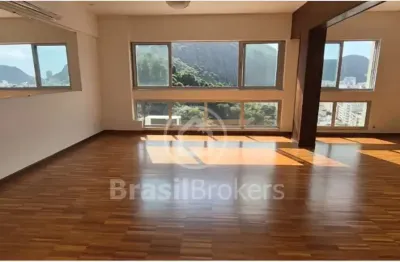 Apartamento entre a lagoa e copa  100m2 com linda vista, 2 quartos e 1 estúdio