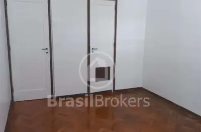 Encante-se com este aconchegante apartamento em botafogo!