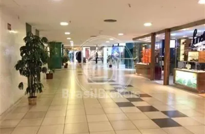 Oportunidade única em ipanema! loja à venda no condomínio top center 550!