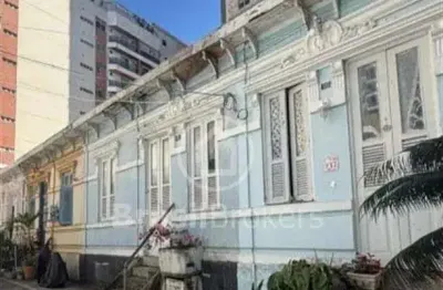 Casa de vila à venda com 80,00m² e 2 quartos em botafogo, rio de janeiro - rj