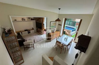 Casa 3 quartos com piscina à venda na rua tobias do amaral - cosme velho