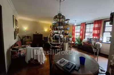 Casa em vila 5 quartos com vaga coberta com 325 mts. em copacabana
