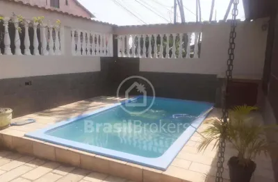 Casa à venda com 61,00m² e 3 quartos em iguaba grande, iguaba grande - rj