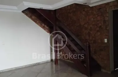 Apartamento de 5 quartos, uma suíte, no pechincha, jacarepaguá, rj.
