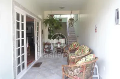 Casa à venda com 220,00m² e 3 quartos em freguesia (jacarepaguá), rio de janeiro - rj