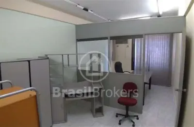 Sala comercial à venda na Estrada dos Três Rios, Freguesia (Jacarepaguá), Rio de Janeiro