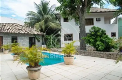 Casa de condomínio à venda com 735,00m² e 4 quartos em jacarepaguá, rio de janeiro - rj